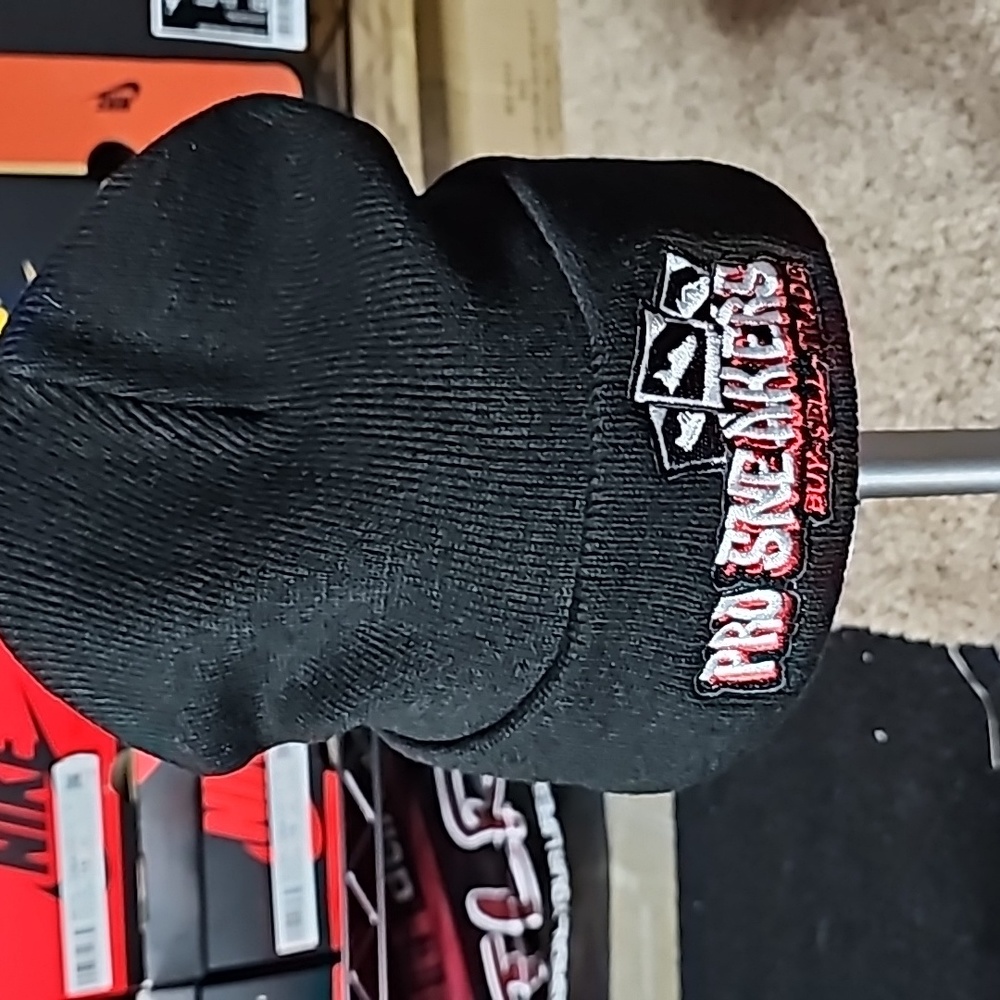 SUPPORT OUR BRAND! Prosneakers Knit hats!